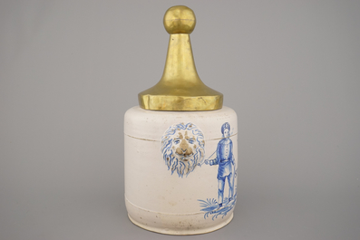 A Brussels Delftware tobacco jar with pipesmokers, 18th C.