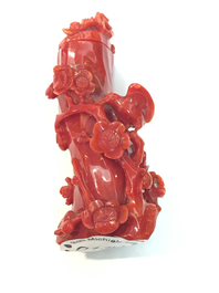 Tabati&egrave;re chinoise sculpt&eacute;e en corail