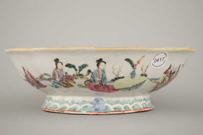 Grote Chinese kom, famille rose, 19e eeuw