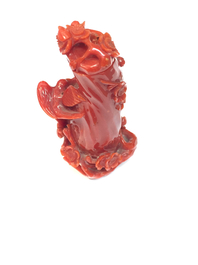 Tabati&egrave;re chinoise sculpt&eacute;e en corail