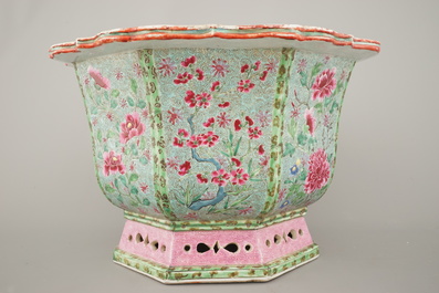 A Chinese porcelain famille rose jardiniere, Yongzheng