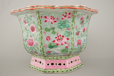 A Chinese porcelain famille rose jardiniere, Yongzheng