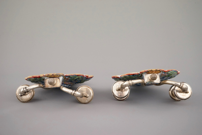 Une paire d'appliques en fa&iuml;ence de Delft et argent, 18&egrave;me