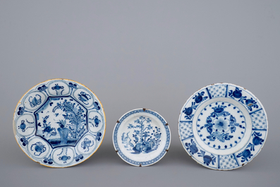 Un lot de fa&iuml;ences de Delft et autres c&eacute;ramiques, pour le plupart 18&egrave;me si&egrave;cle