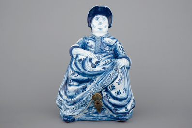 A blue and white Dutch Delft figural "Bobbejak" table fountain, 18th C.
