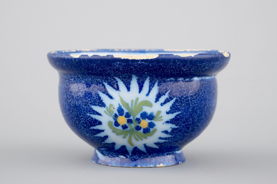 A Brussels faience blue-ground bowl, 18th C.