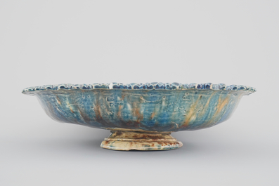 Un plat ovale d'apr&egrave;s Palissy, "Le bapt&ecirc;me de Christ", 17&egrave;me