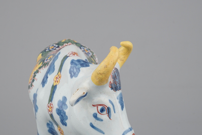 Een stel polychrome Delftse koeien, 18e eeuw