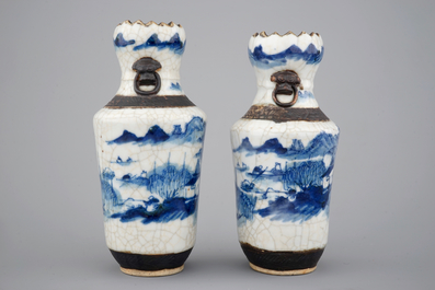 A pair of blue and white crackle ware vases, 19th C.