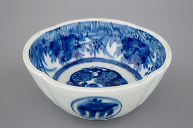 Un bol en porcelaine de Japon, 17/18&egrave;me
