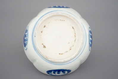Un bol en porcelaine de Japon, 17/18&egrave;me