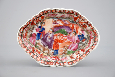 A set of three Chinese spoon trays, Yongzheng/Qianlong, 18th C.