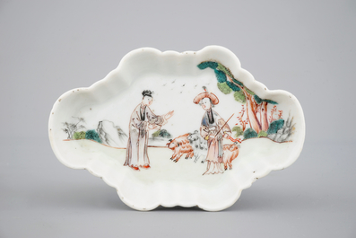 A set of three Chinese spoon trays, Yongzheng/Qianlong, 18th C.