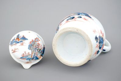 A Chinese export porcelain Imari jug with cover, 18th C.