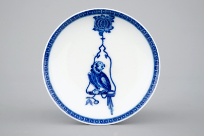 Un sorbet et soucoupe en porcelaine de Chine pour l'export: "Le perroquet sur une branche", Qianlong, ca. 1740