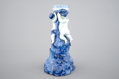 A Chinese porcelain Meissen style fruit basket base, Qianlong, 18th C.