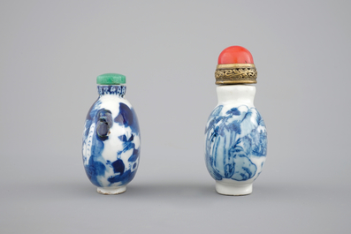 Two blue and white Chinese porcelain snuff bottles, 19/20th C.