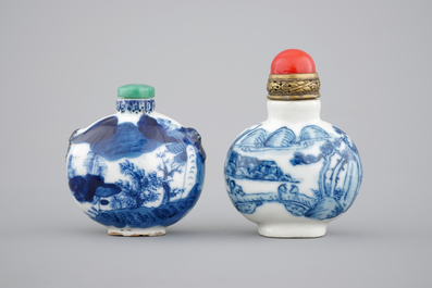 Two blue and white Chinese porcelain snuff bottles, 19/20th C.