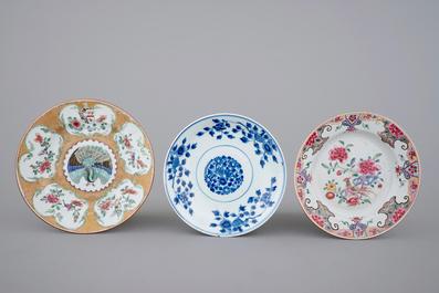 Een set van 6 Chinese famille rose borden, o.a. een met wapendecor Lawson - Jessop, 18e eeuw