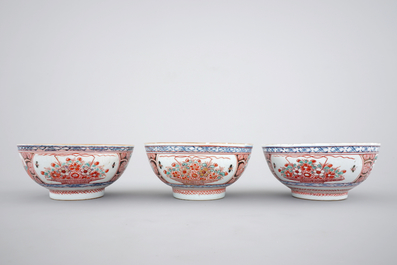 A rare set of six Chinese 'Amsterdam bont' bowls, 18th C.