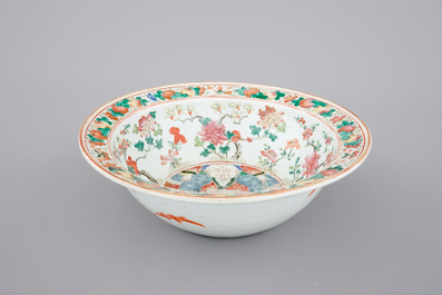 A Chinese famille rose porcelain "Two-faced emperor" bowl, 19th C