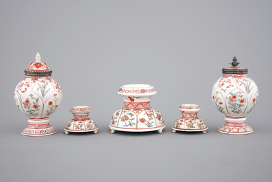 A set of three Chinese famille verte and iron red porcelain salts and two mustard pots with silver mounts, Kangxi, ca. 1700
