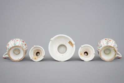 A set of three Chinese famille verte and iron red porcelain salts and two mustard pots with silver mounts, Kangxi, ca. 1700