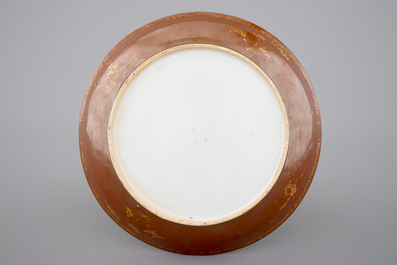 A refined Chinese famille verte porcelain incised decoration plate with ducks, Kangxi, ca. 1700