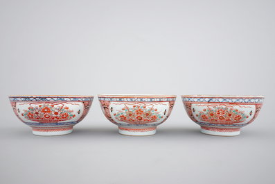 A rare set of six Chinese 'Amsterdam bont' bowls, 18th C.