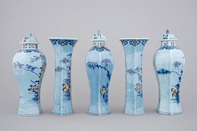A Chinese porcelain five-piece lavender garniture , Qianlong, 18th C
