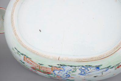 A Chinese famille rose export porcelain tureen on stand, Qianlong, 18th C.