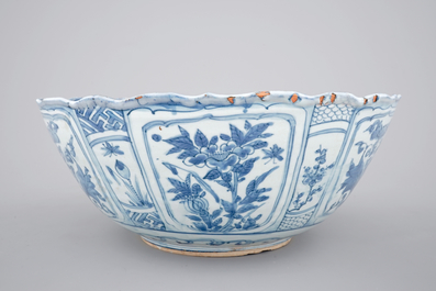 A large Chinese blue and white kraak porcelain bowl, Wan-Li, ca. 1600