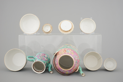 A nice set of Chinese turquoise ground famille rose Peranakan straits porcelain including teapots, 19/20th C.