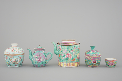 A nice set of Chinese turquoise ground famille rose Peranakan straits porcelain including teapots, 19/20th C.