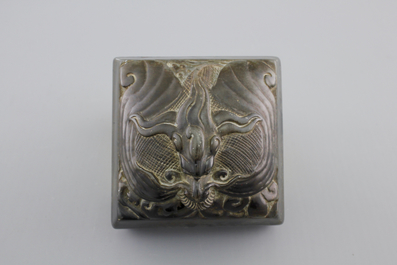 A Chinese carved hardstone square seal, ca. 1900