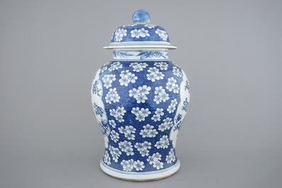 A large blue and white Chinese porcelain baluster jar and cover, 19th C.