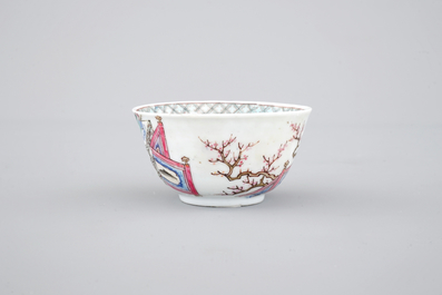 Two fine Chinese famille rose porcelain cups, Yongzheng, 1722-1735