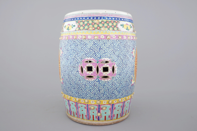 A Chinese famille rose porcelain 'Shou' garden seat, 19th C.