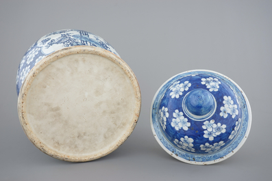 A large blue and white Chinese porcelain baluster jar and cover, 19th C.