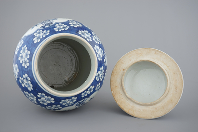 A large blue and white Chinese porcelain baluster jar and cover, 19th C.