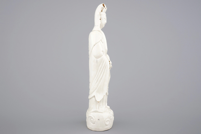 A blanc de Chine Dehua porcelain model of a Guanyin, 19th C.