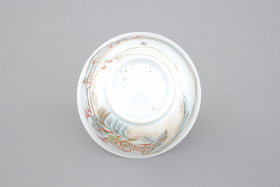 Two fine Chinese famille rose porcelain cups, Yongzheng, 1722-1735