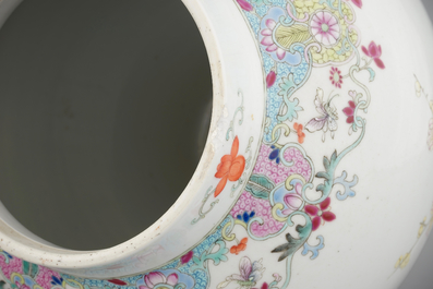 A fine Chinese famille rose vase and cover, 19th C.
