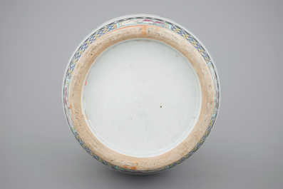 A tall Chinese famille rose porcelain vase with immortals, 19/20th C.