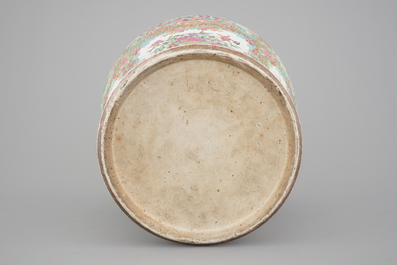 A tall Chinese Canton rose medallion porcelain vase on gilt wood stand, 19th C.