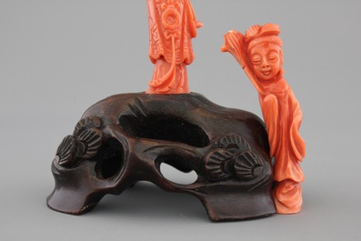 Four Chinese carved red coral figures, 19/20th C.
