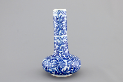 A blue and white Chinese porcelain bottle-shaped vase with Wan-Li mark, Kangxi, ca. 1700