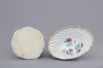 A rare Chinese export porcelain pierced fruit bowl on stand in Meissen style, Qianlong, 18th C.