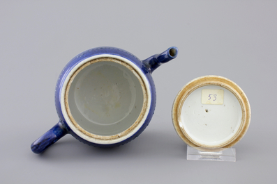 A Chinese porcelain powder blue teapot and cover, Kangxi, ca. 1700