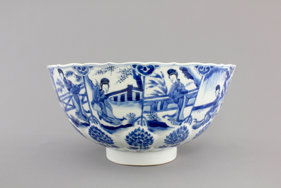 An attractive blue and white Chinese porcelain bowl with Long Elizas, Kangxi, ca. 1700